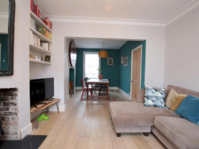 Pass the Keys Charming Victorian Townhouse Central Oxford